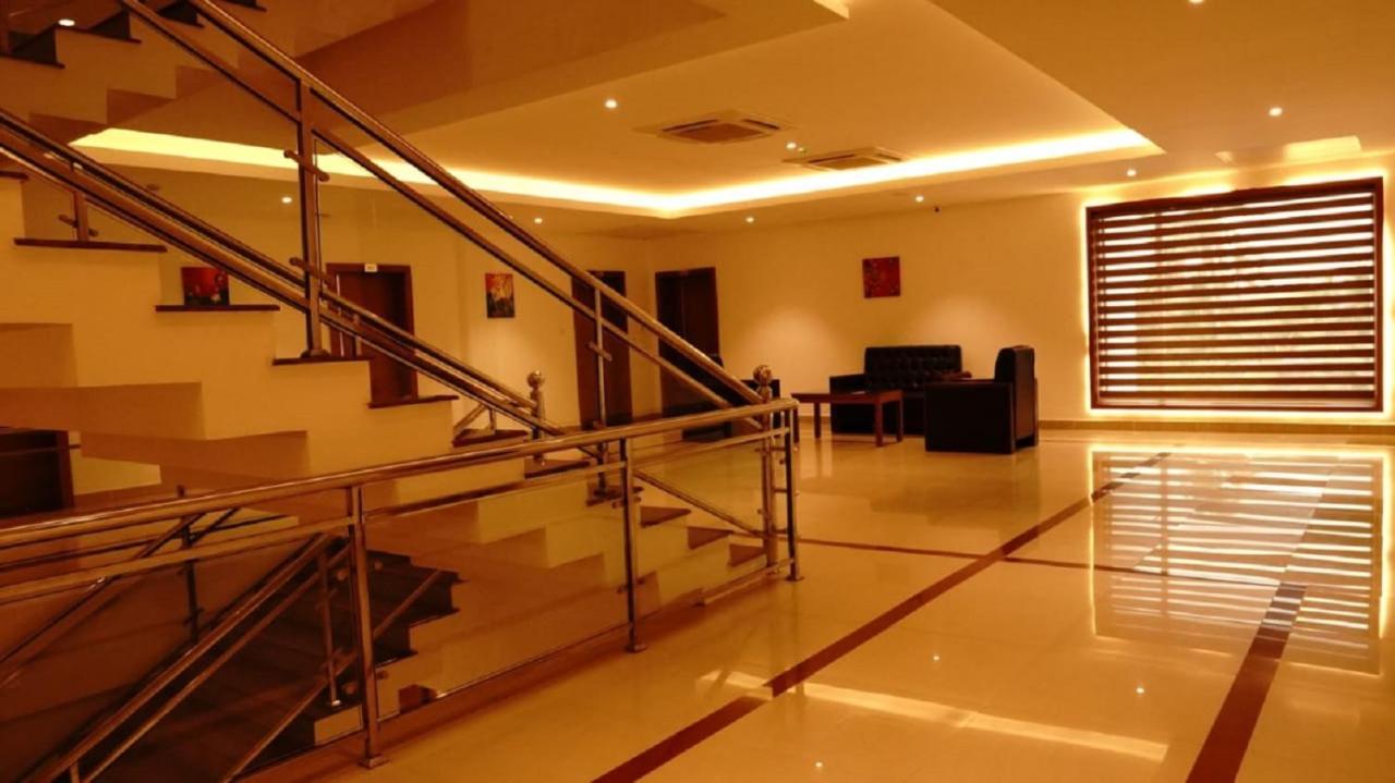 Dass Regency Thrissur Dış mekan fotoğraf